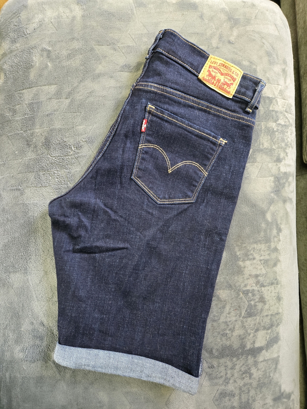 Levi's Women’s Dark Blue Jean Shorts Size 28